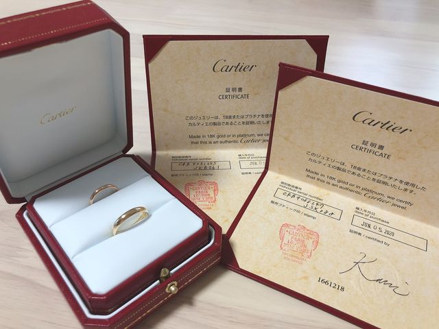 買って持ち帰った時に証明書と共に撮った写真です！！