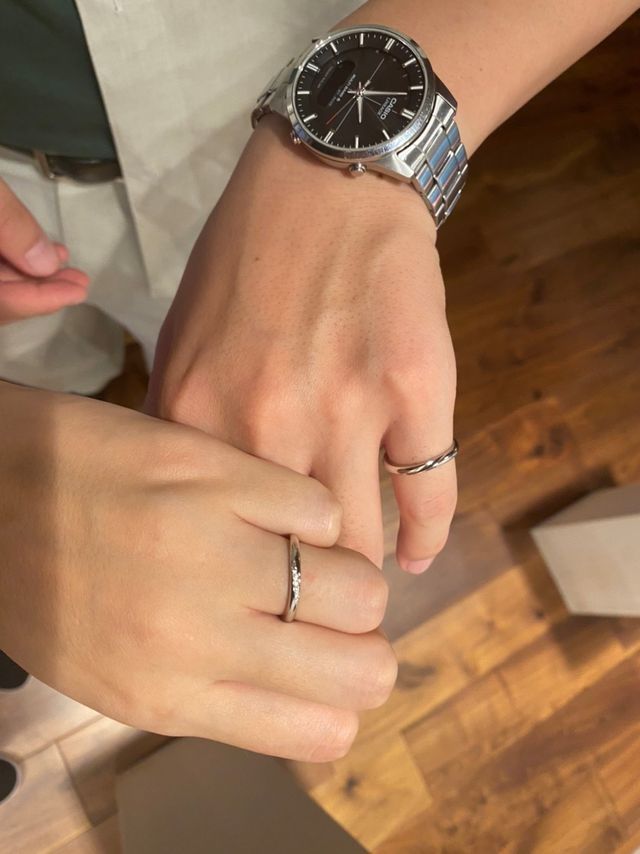 この指輪を見たくてお店に伺いました。