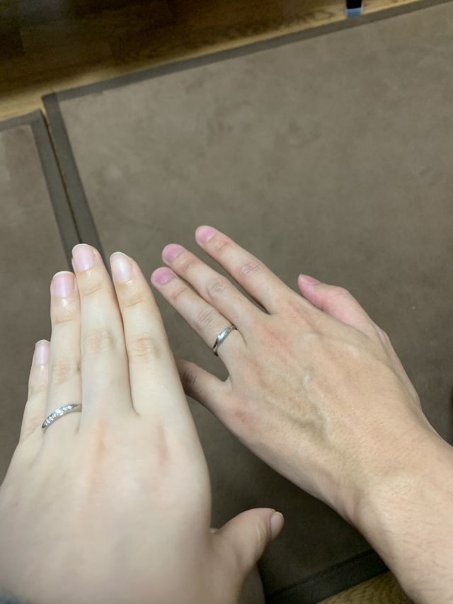 斜めのデザインを探してました！
指が長く見えたらいいなぁ☺️