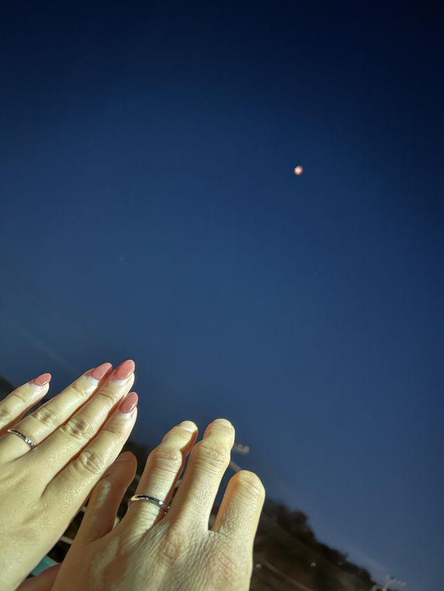 オーダーしていた指輪が出来上がった日が皆既月食でした。