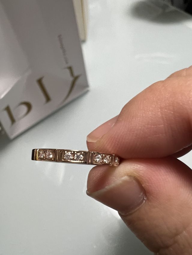 私が、付けていくリングです。