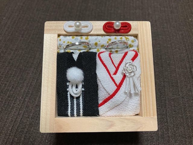 神前式でしたので和装のリングピローを手作りしました。