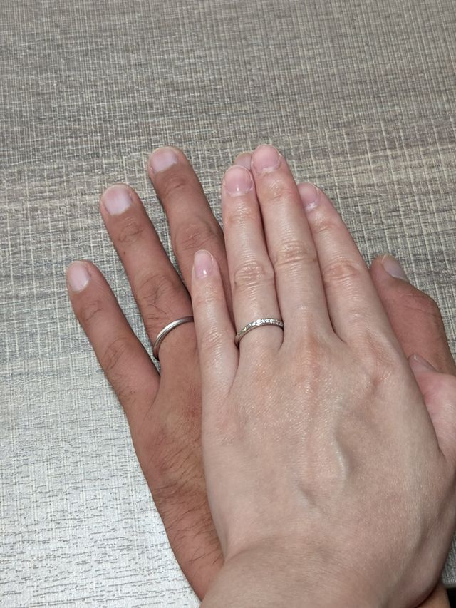 2人ともペアで着用してます