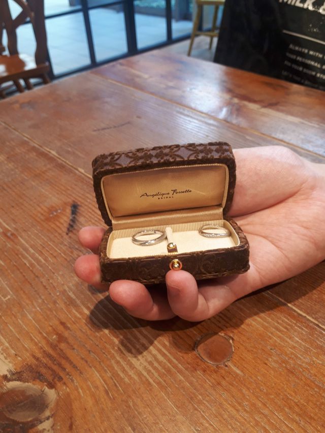 ペアの結婚指輪