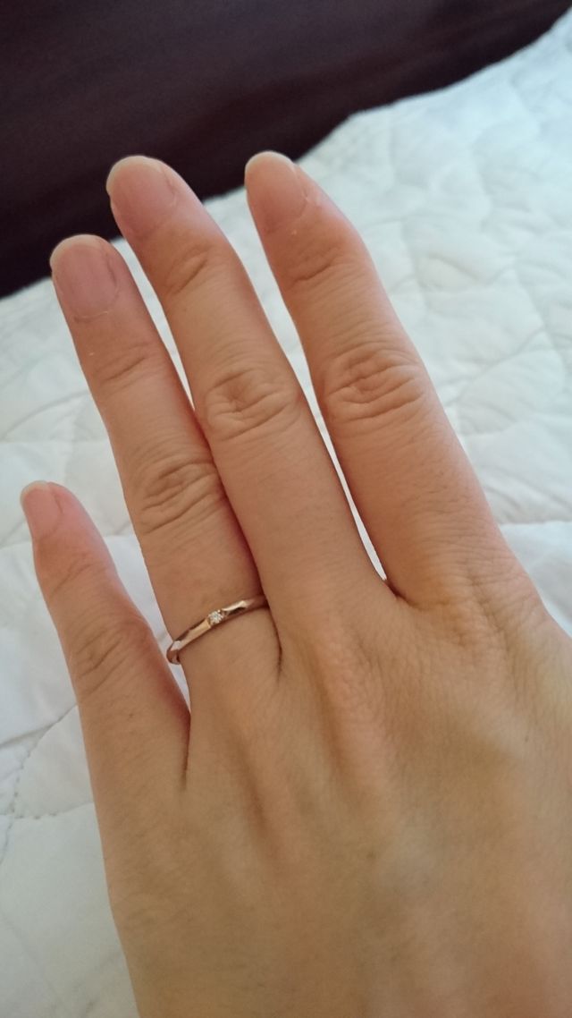 肌の色との馴染み具合が気に入ってます♡