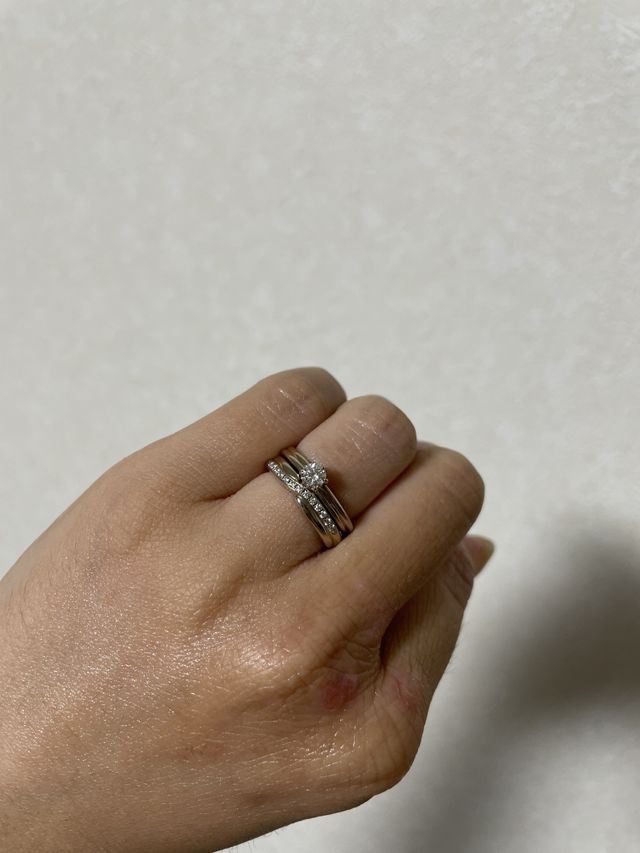 インスタでみて一目惚れしました。キラキラして本当に綺麗。