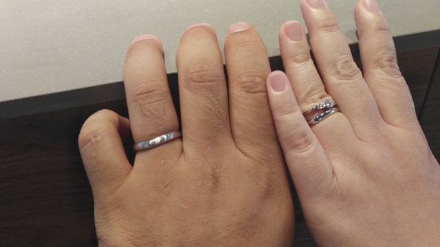 丸みがあり曲線がある作品を選びました