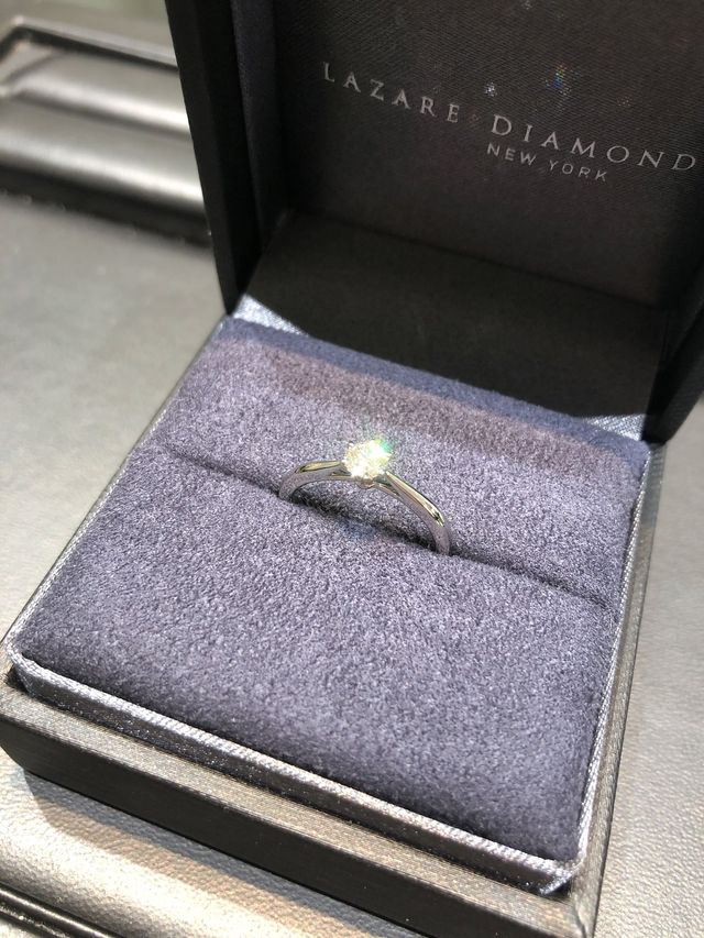 キラキラしてとっても綺麗です。