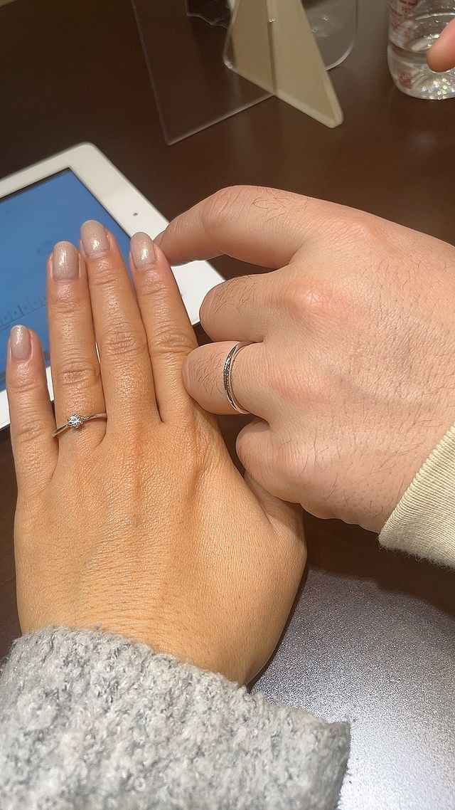 婚約指輪とあわせて結婚指輪も試着させていただきました