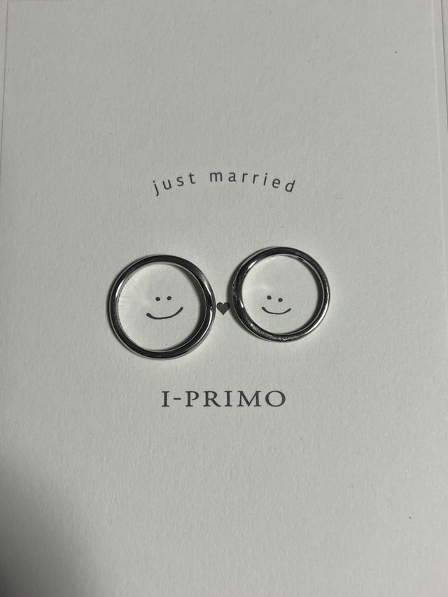 ノクターナルの結婚指輪です。男性のはマット加工が施されてます