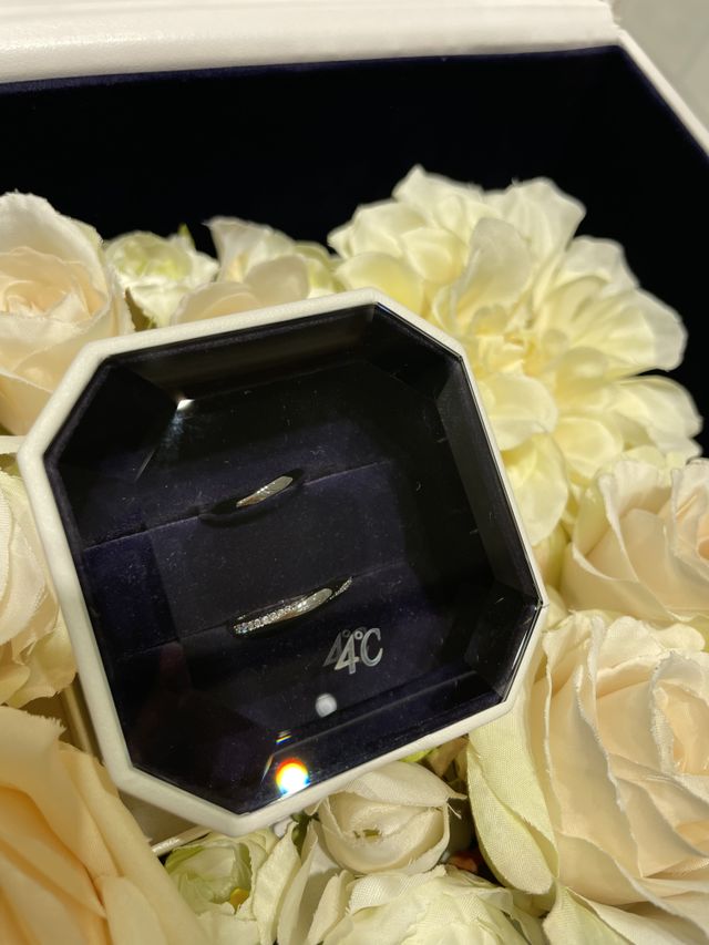 初めて自分たちの指輪を見た時のトキメキは忘れられません。