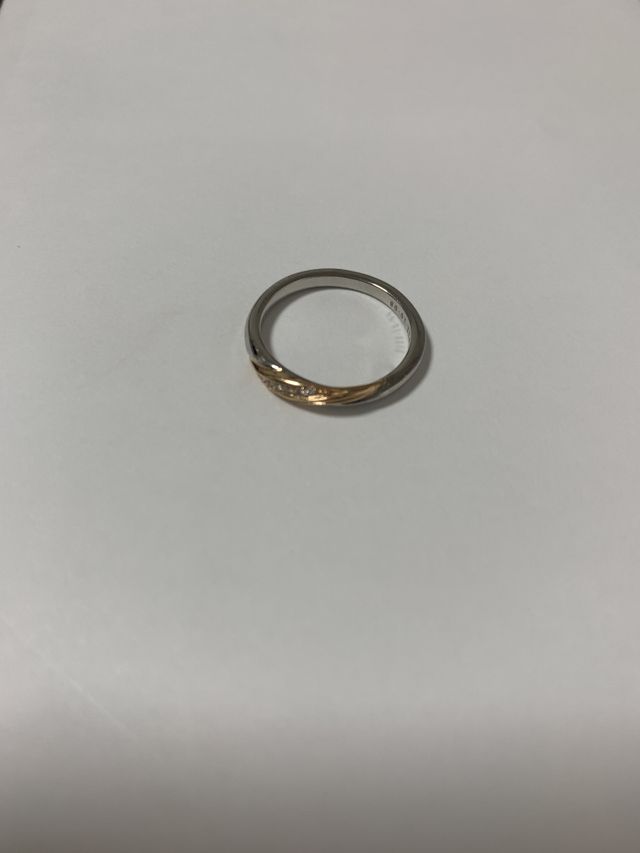 ピンクゴールドとプラチナのコンビ