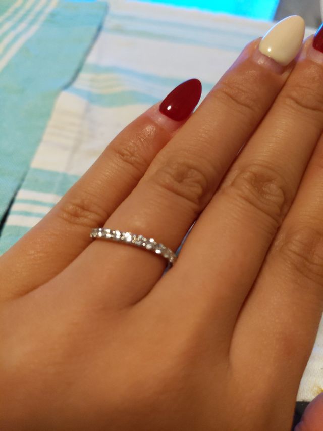 ハーフエタニティ