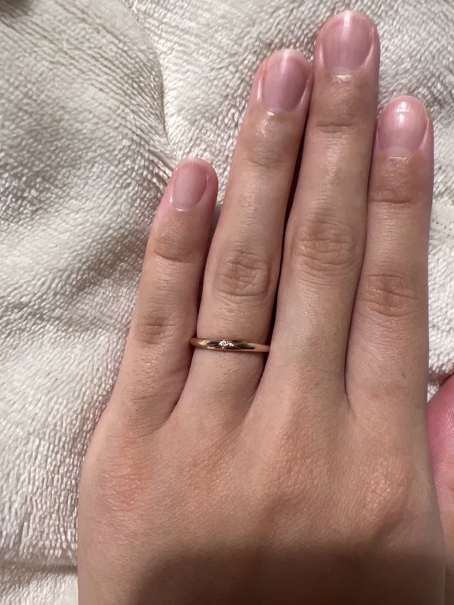 色黒なので、ピンクゴールドを選択しました。