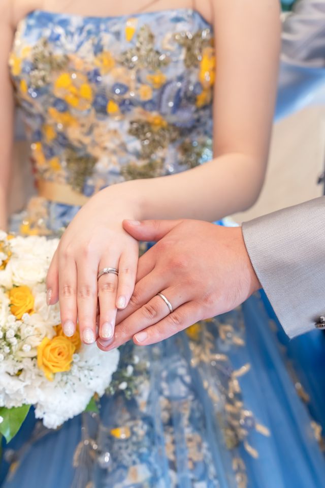 着用して写真を撮っていただきました