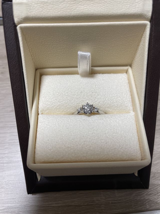 0.4カラットダイヤモンド