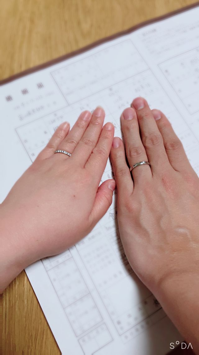 指輪がキラキラと輝いていて大満足です