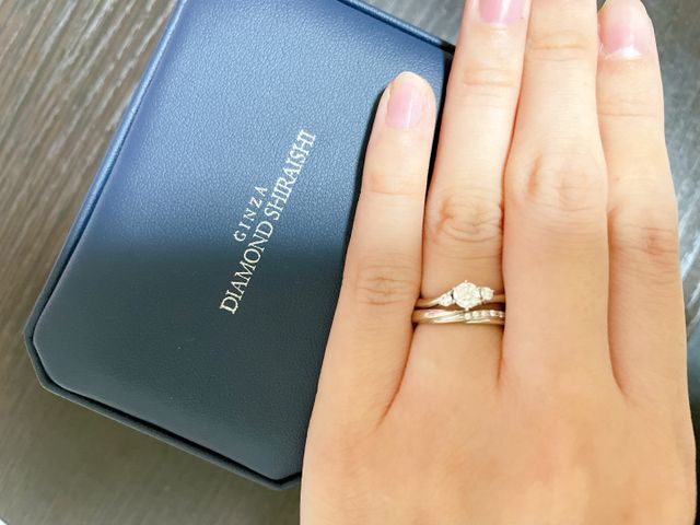 シンプルなデザインで長く付けられるデザインにしました。