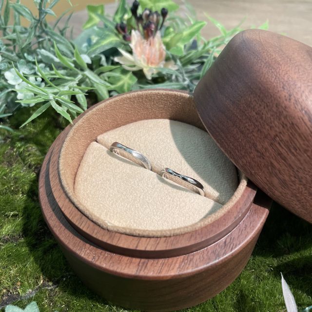 EVERGLOWの結婚指輪