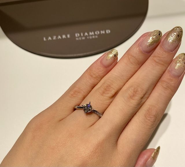 ツイストされたデザインが素敵でした