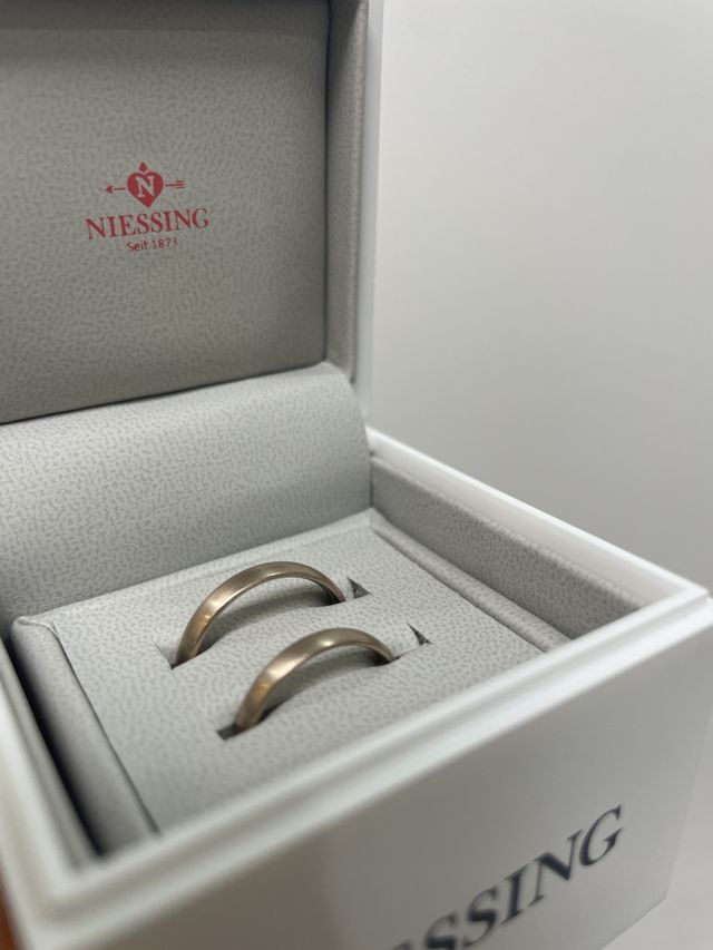 結婚指輪
艶消し　サテン内側グロス