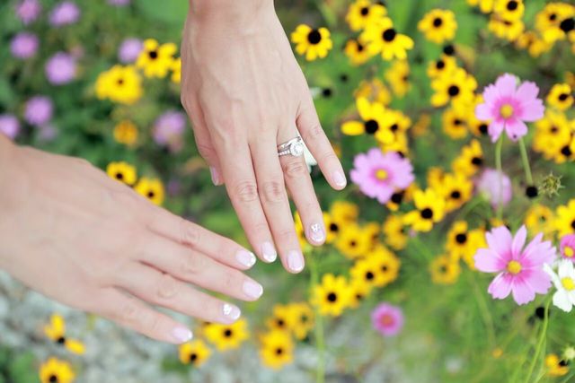 婚約指輪と結婚指輪の重ね付け