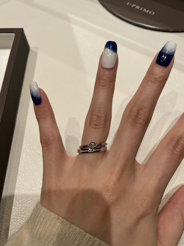 婚約指輪は彼が購入。結婚指輪は2人で選びました。