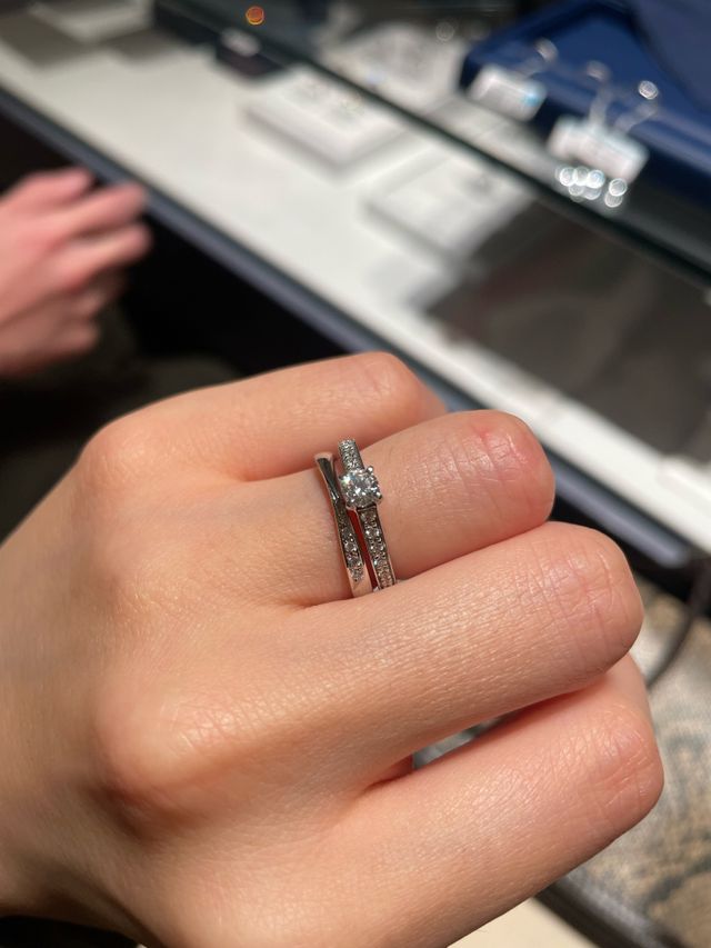 重ね付けでぐっと華やかになります