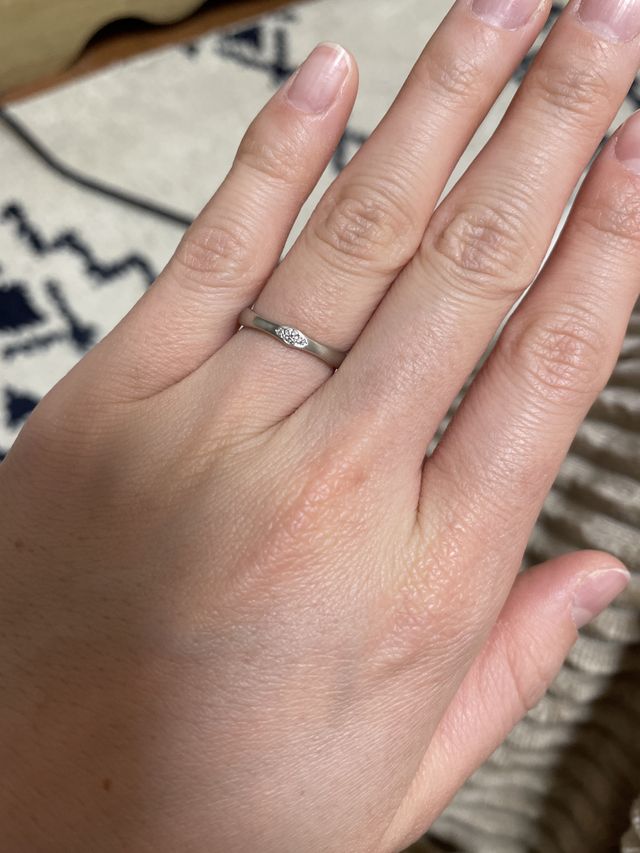 シンプルで可愛く、着け心地も良いです。