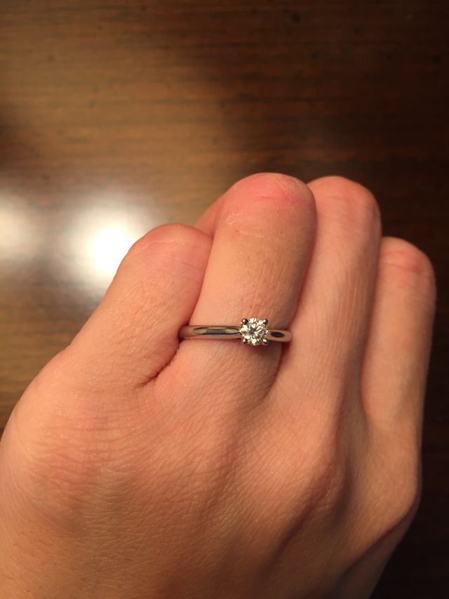 カルティエは輝きが素敵です。