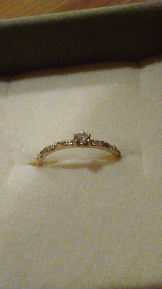 サマンサティアラの指輪です。