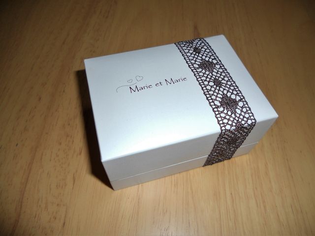 可愛いケースに入ってました。