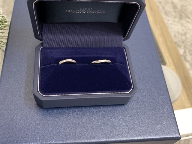 Starryを選びました！キラキラした素敵な結婚指輪です。