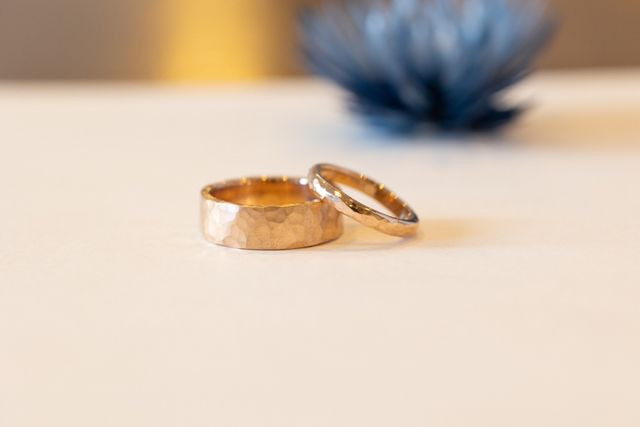 ピンクゴールド
槌目リング