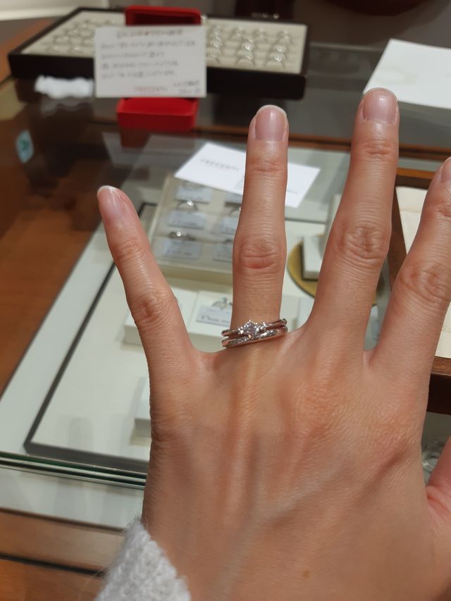 結婚指輪と婚約指輪