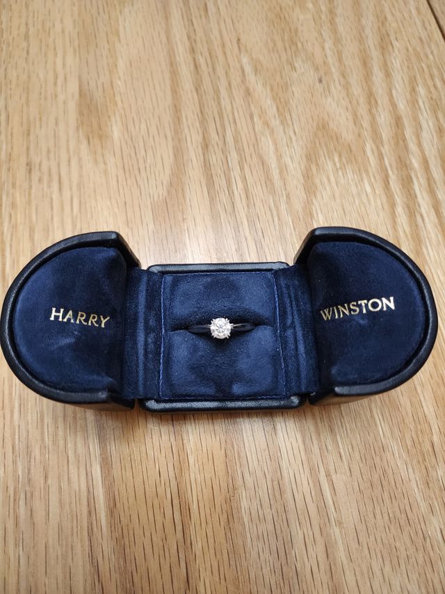 Harry Winston ソリティアリング