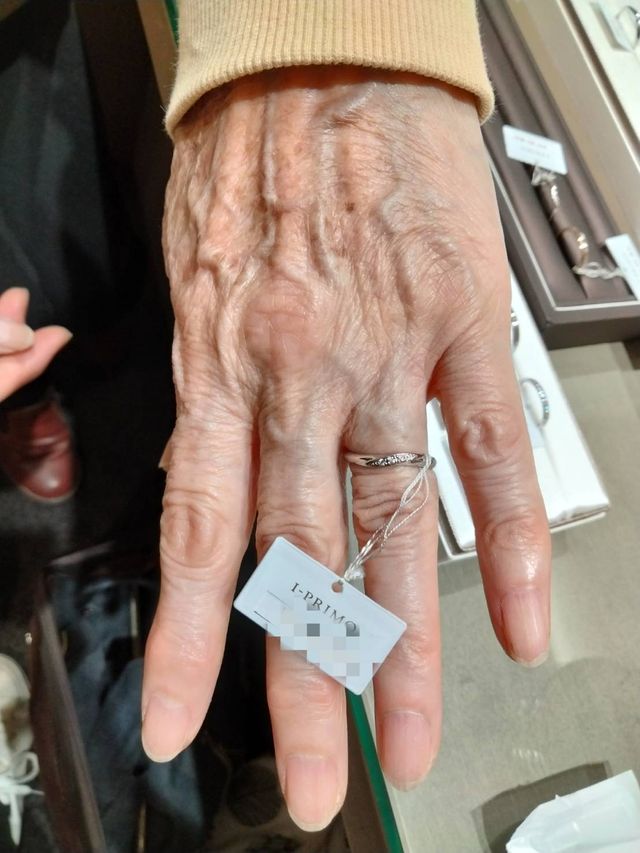 こちらが一番気に入った指輪です