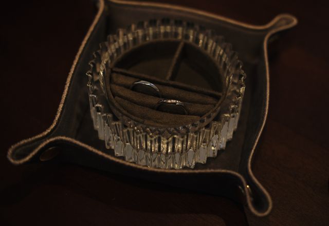 シンプルだけどウェーブなデザインが気に入りました。