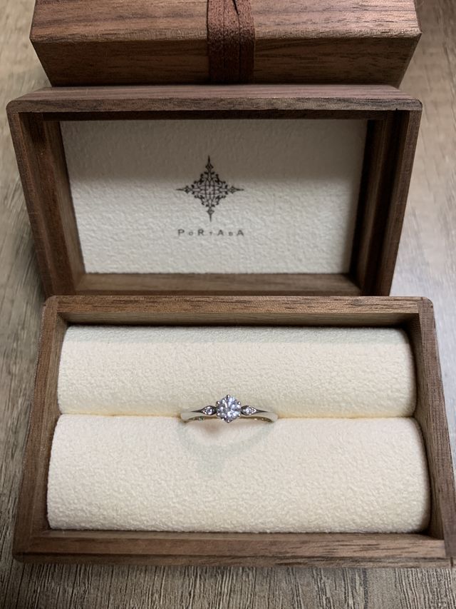 婚約指輪
PORTADA AIRE
