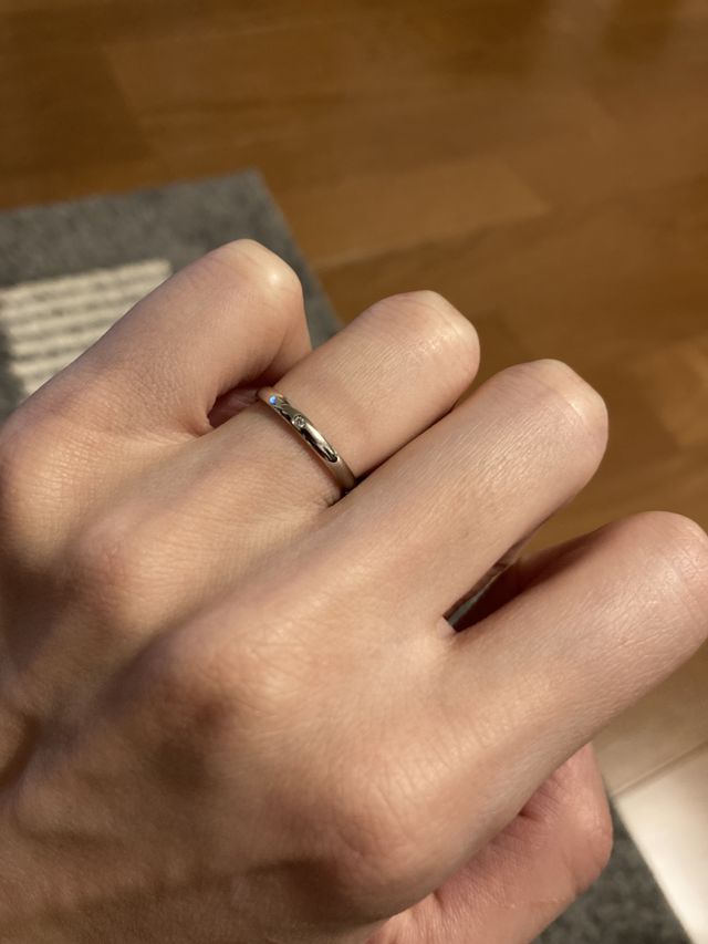 シンプルでひっかかりのない、さりげないものにしました