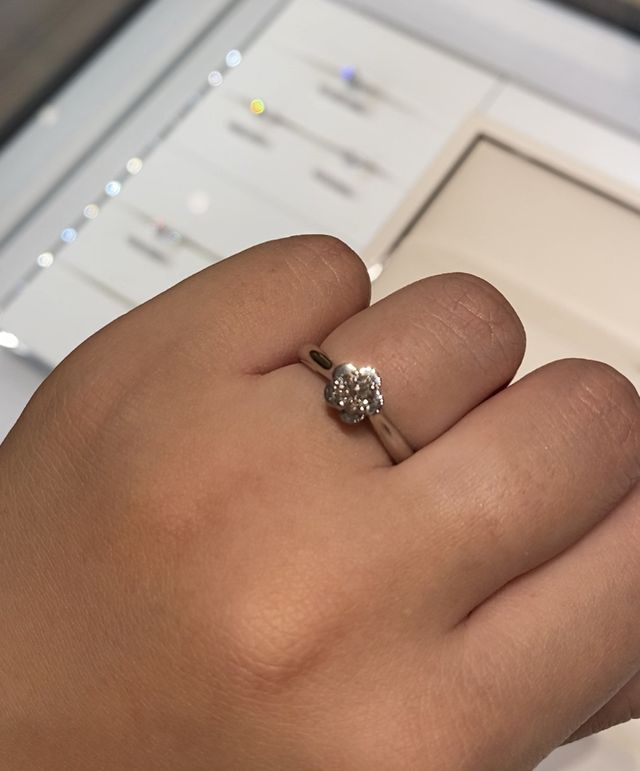 カメリアコレクションエンゲージメントリング