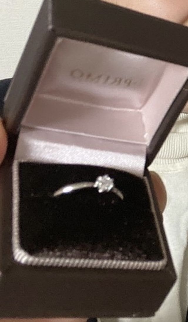 シンプルなデザインかつ落ち着きのある雰囲気に一目惚れ。