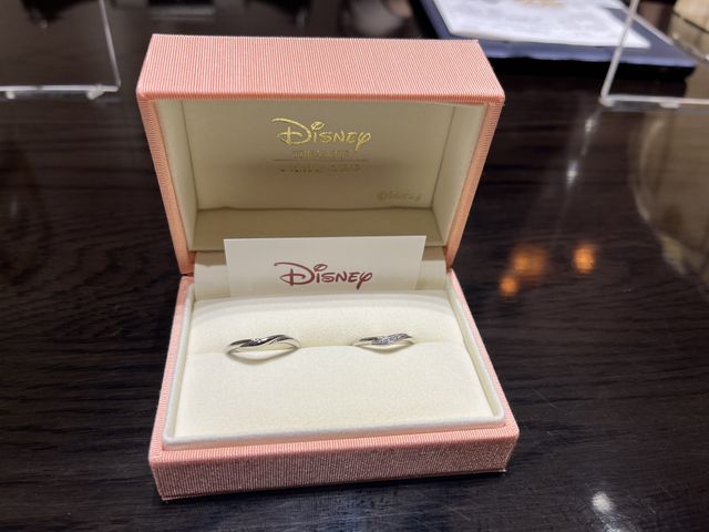 シンプルでずっと付けていたくなるデザインです。
