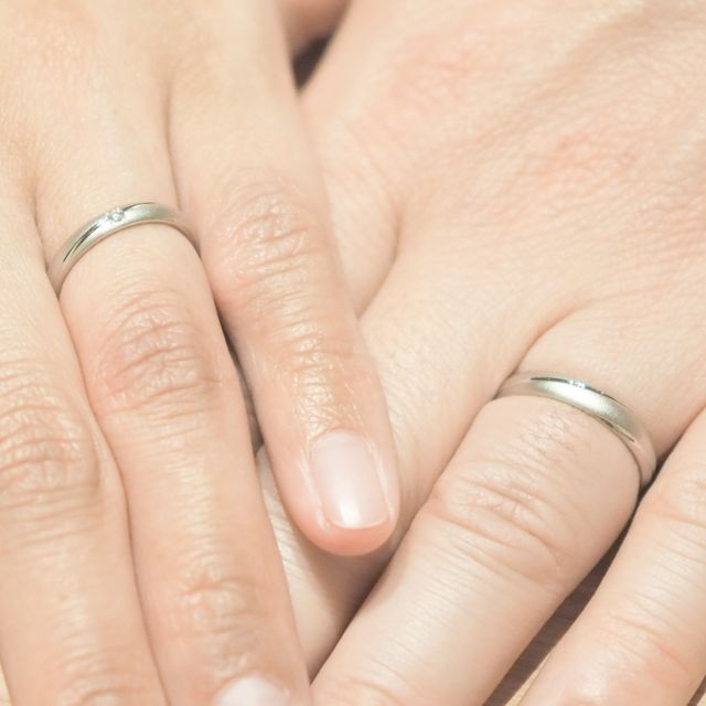 左が女性、右が男性用です