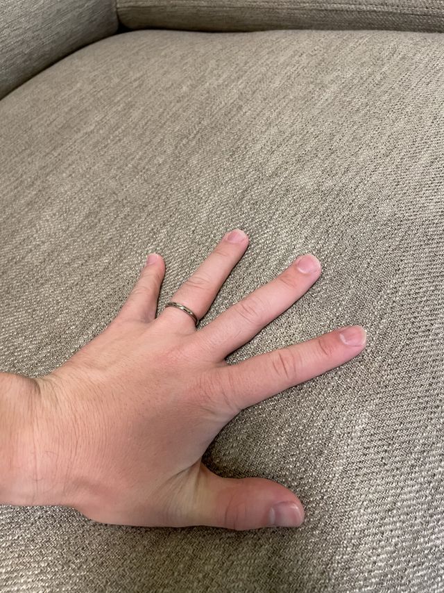 男性
ホワイトゴールド
11号