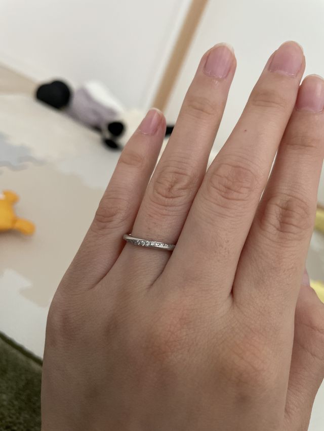 シンプルすぎないデザインで気に入ってます。