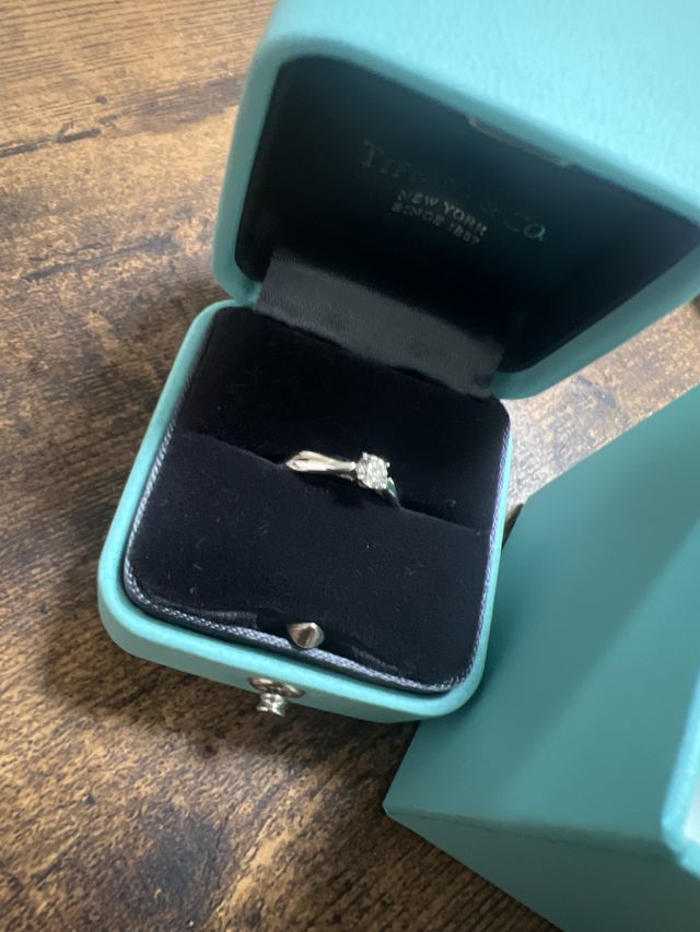 ティファニーの1粒ダイヤ