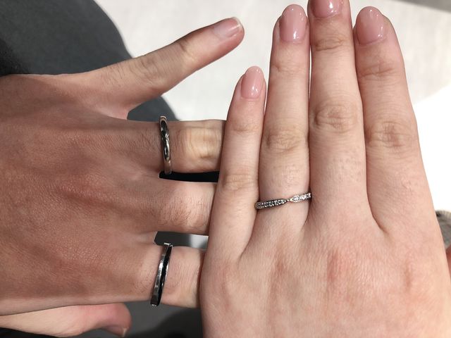 お嫁様と指輪お写真。