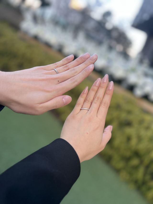 ダイヤモンドの輝きに惹かれて選びました。彼はキャナルです。