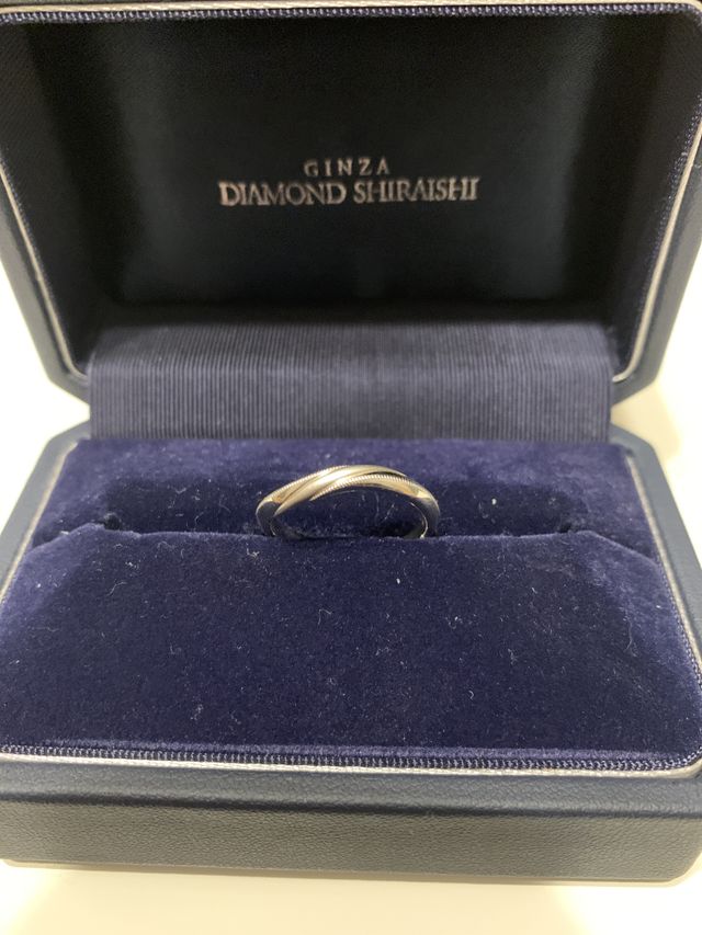 一番ツヤ消し加工とふちにミル加工してます